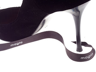 etiquetas de tela , etiquetas bordadas ,  etiquetas estampadas , cintas impresas y cintas personalizadas, ropa, etiquetas para ropa, madrid, dis