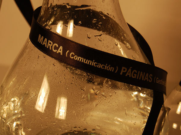 etiquetas de tela , etiquetas bordadas ,  etiquetas estampadas , cintas impresas y cintas personalizadas, ropa, etiquetas para ropa, madrid, dis