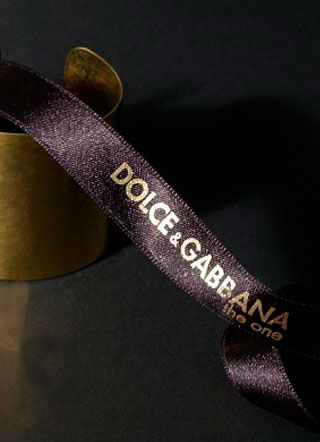 etiquetas de tela , etiquetas bordadas ,  etiquetas estampadas , cintas impresas y cintas personalizadas, ropa, etiquetas para ropa, madrid, dis