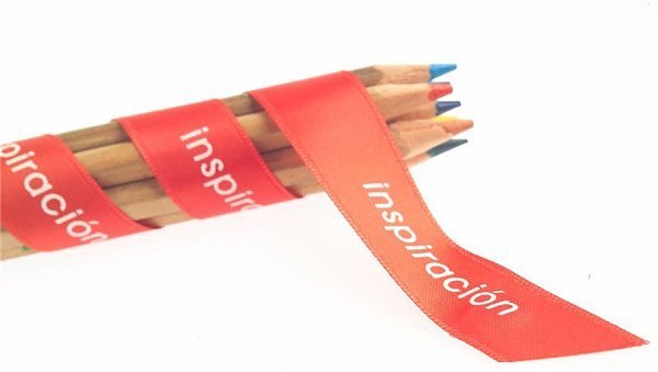 etiquetas de tela , etiquetas bordadas ,  etiquetas estampadas , cintas impresas y cintas personalizadas, ropa, etiquetas para ropa, madrid, dis