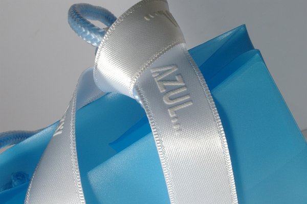 etiquetas de tela , etiquetas bordadas ,  etiquetas estampadas , cintas impresas y cintas personalizadas, ropa, etiquetas para ropa, madrid, dis