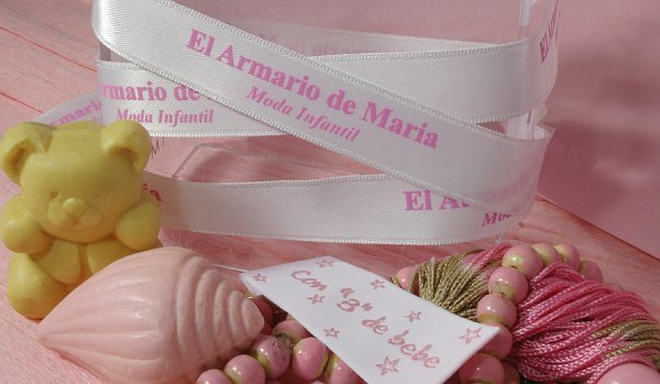 etiquetas de tela , etiquetas bordadas ,  etiquetas estampadas , cintas impresas y cintas personalizadas, ropa, etiquetas para ropa, madrid, dis